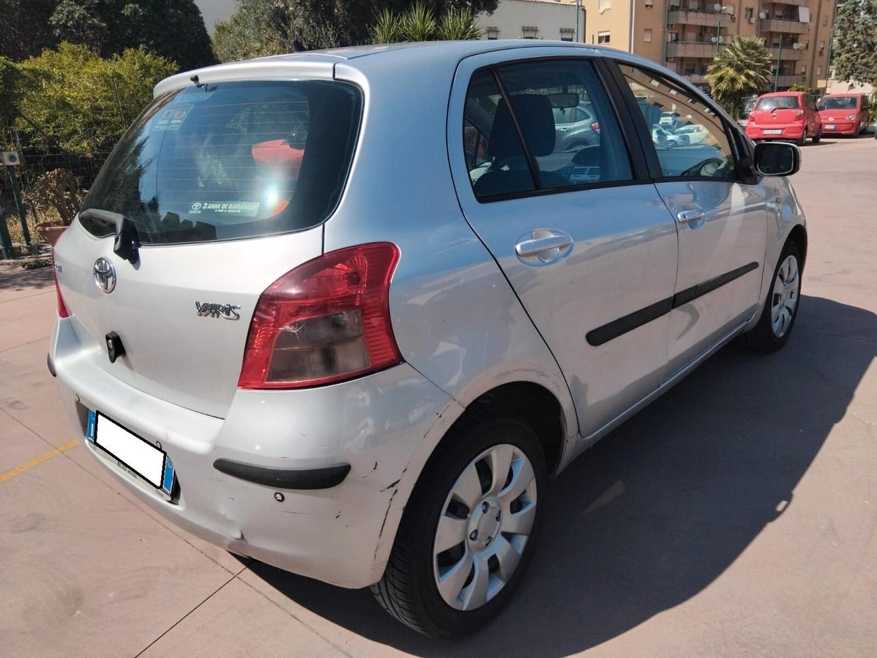 TOYOTA YARIS 1.0 SOL CLIMA 5 PORTE