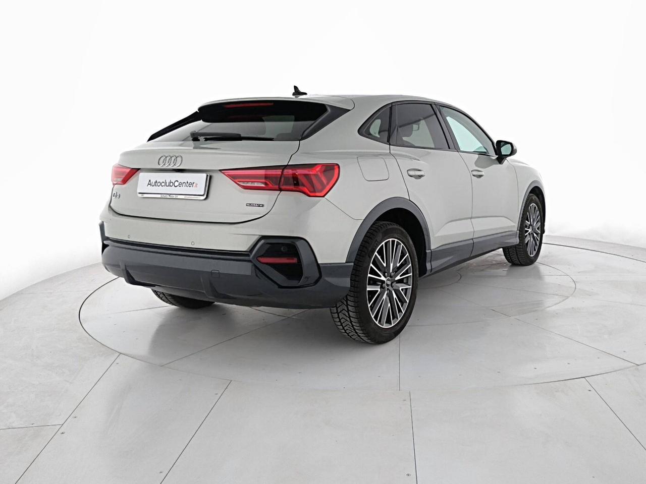 Audi Q3 Sportback 45 2.0 tfsi Business Plus quattro 245