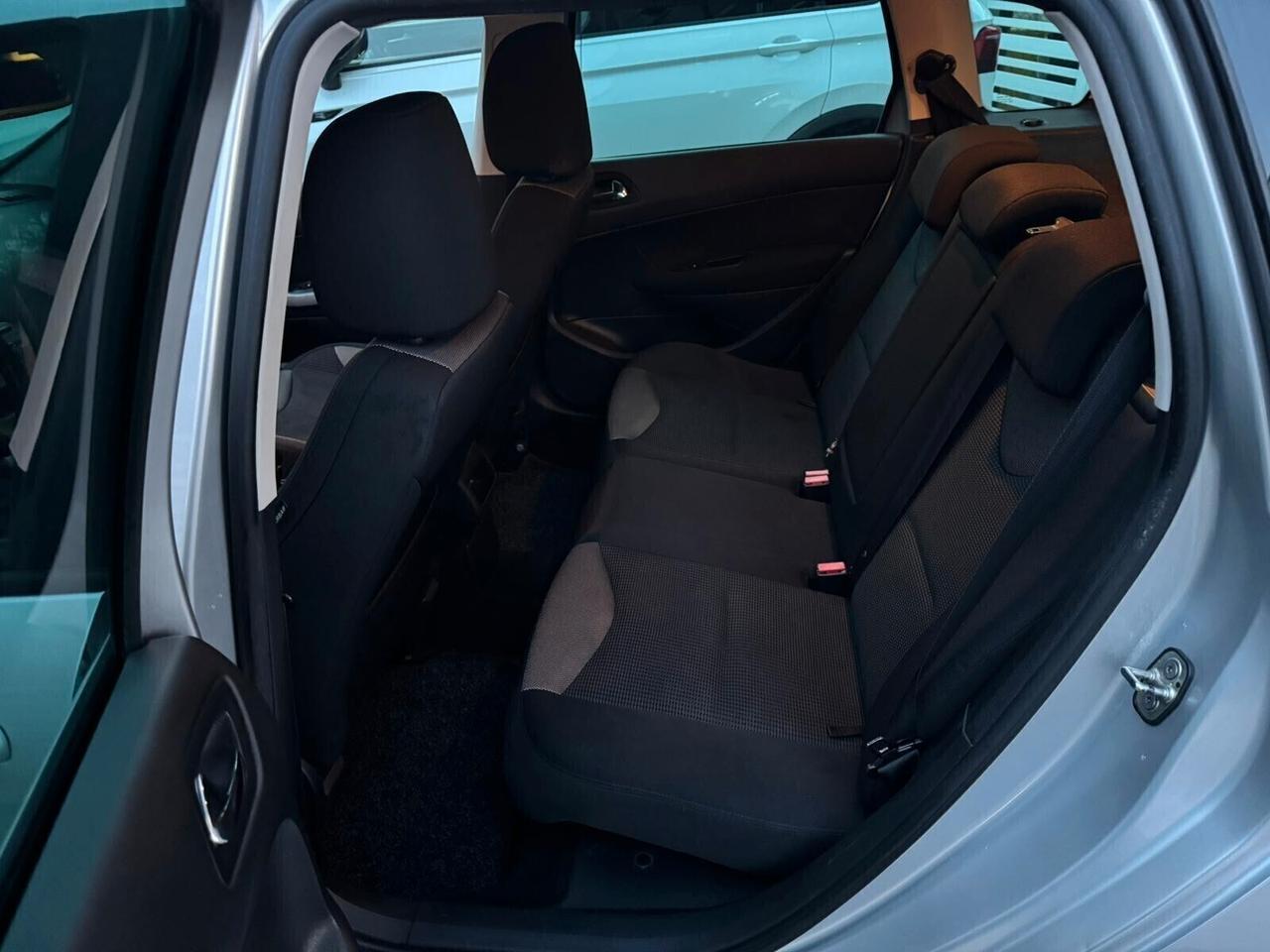 PEUGEOT 308 1.6 8V e-HDi 112cv SW ALLURE