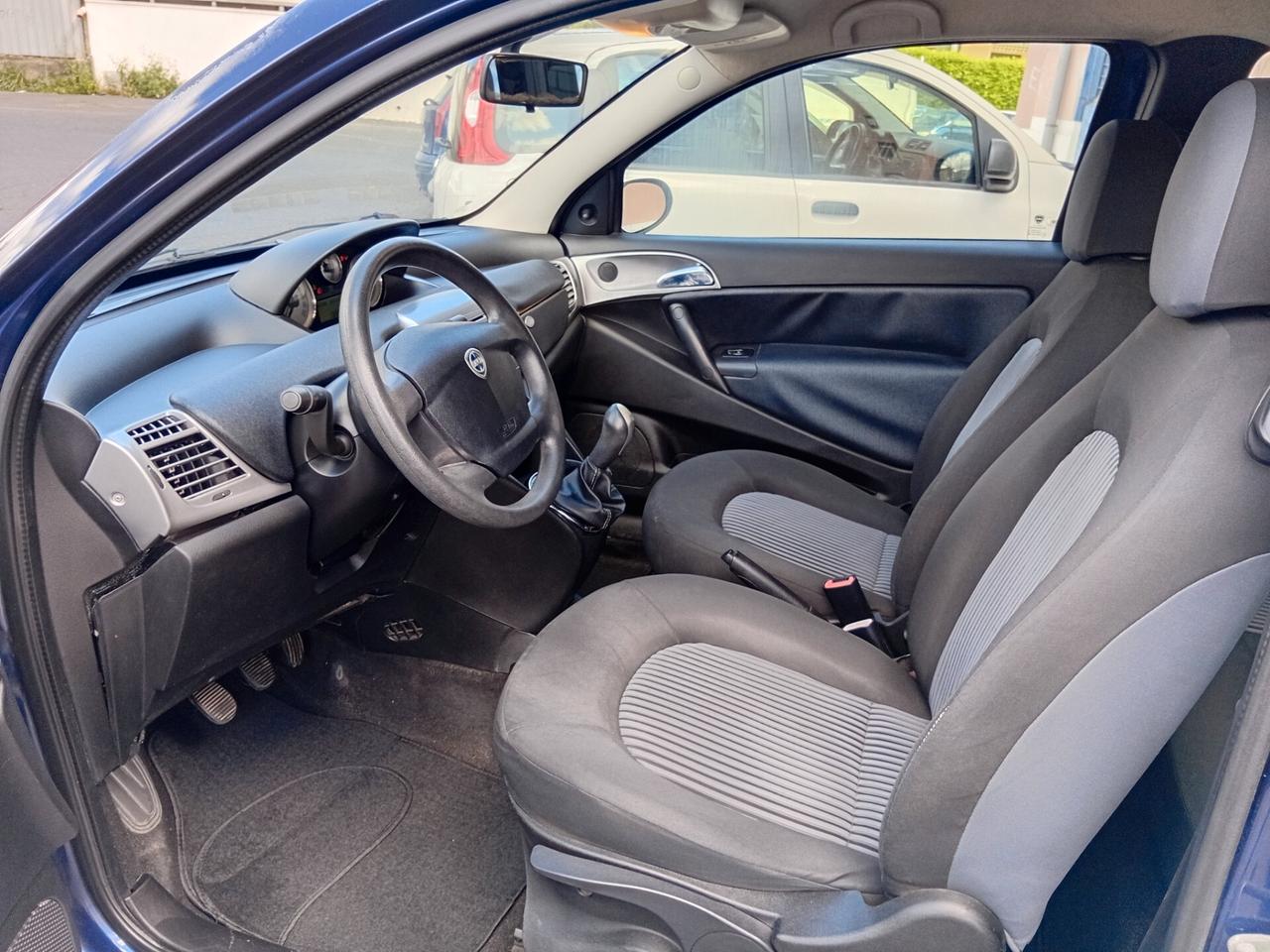 Lancia Ypsilon 1.3 Multijet ADATTA PER NEOPATENTATI