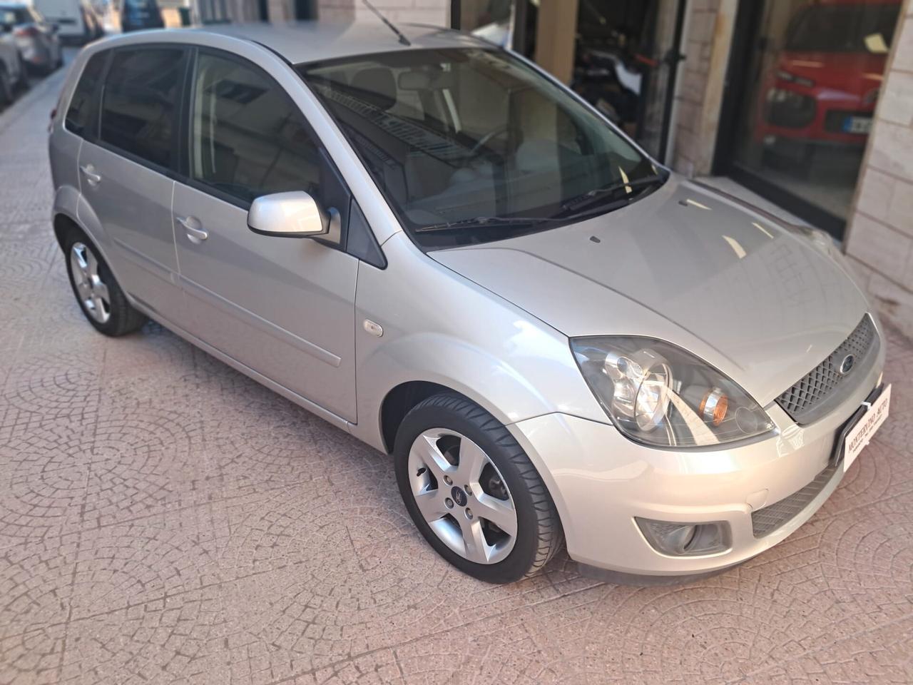Ford Fiesta 1.4 TDCi 5p.-NEOPATENTATI-Euro2990