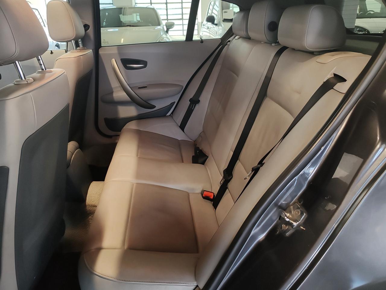 Bmw 116 116i cat 5 porte Futura