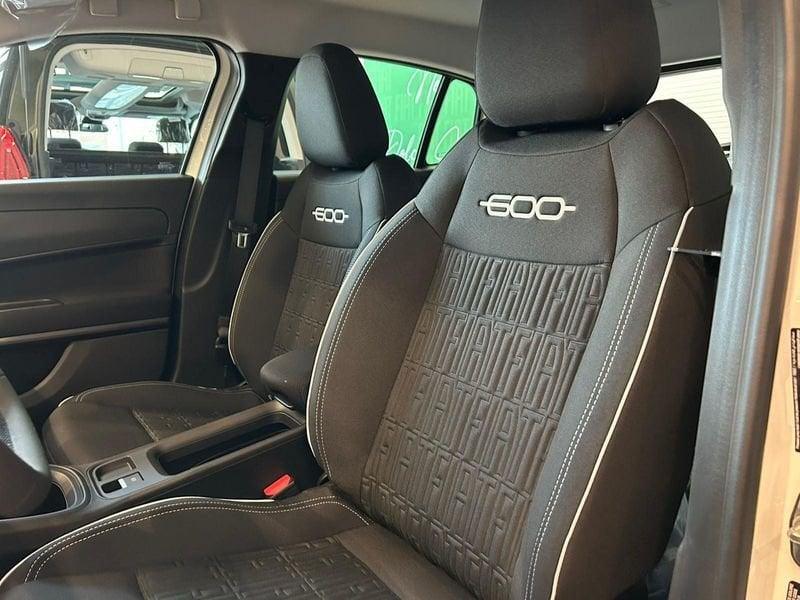 FIAT 600 1.2 hybrid Pop 110cv auto