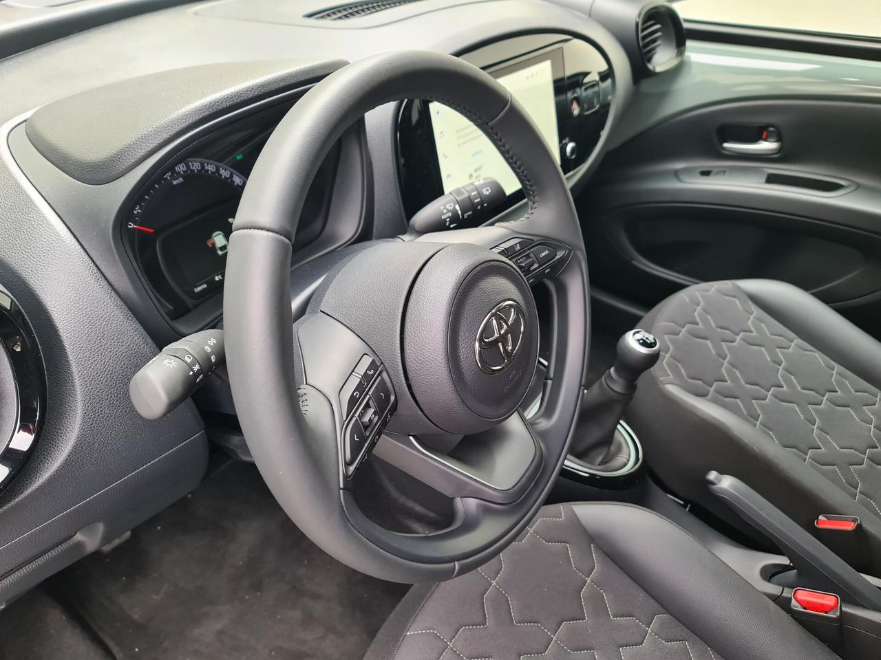 Toyota Aygo X 1.0 VVT-i 5p Lounge - Pari al nuovo