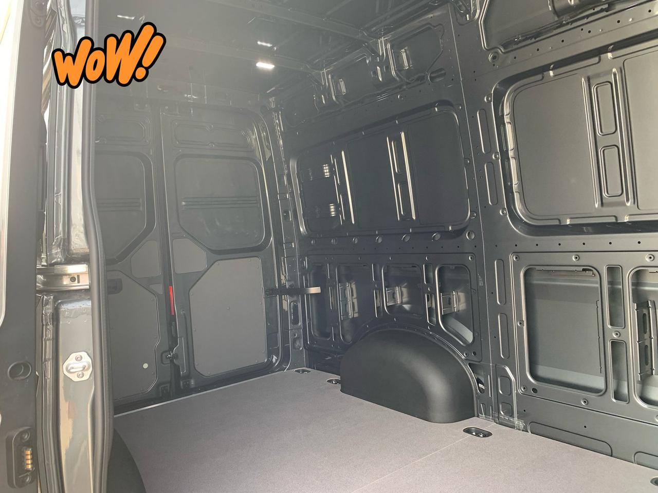Volkswagen Crafter 35 2.0 tdi 140cv l3h3 business auto