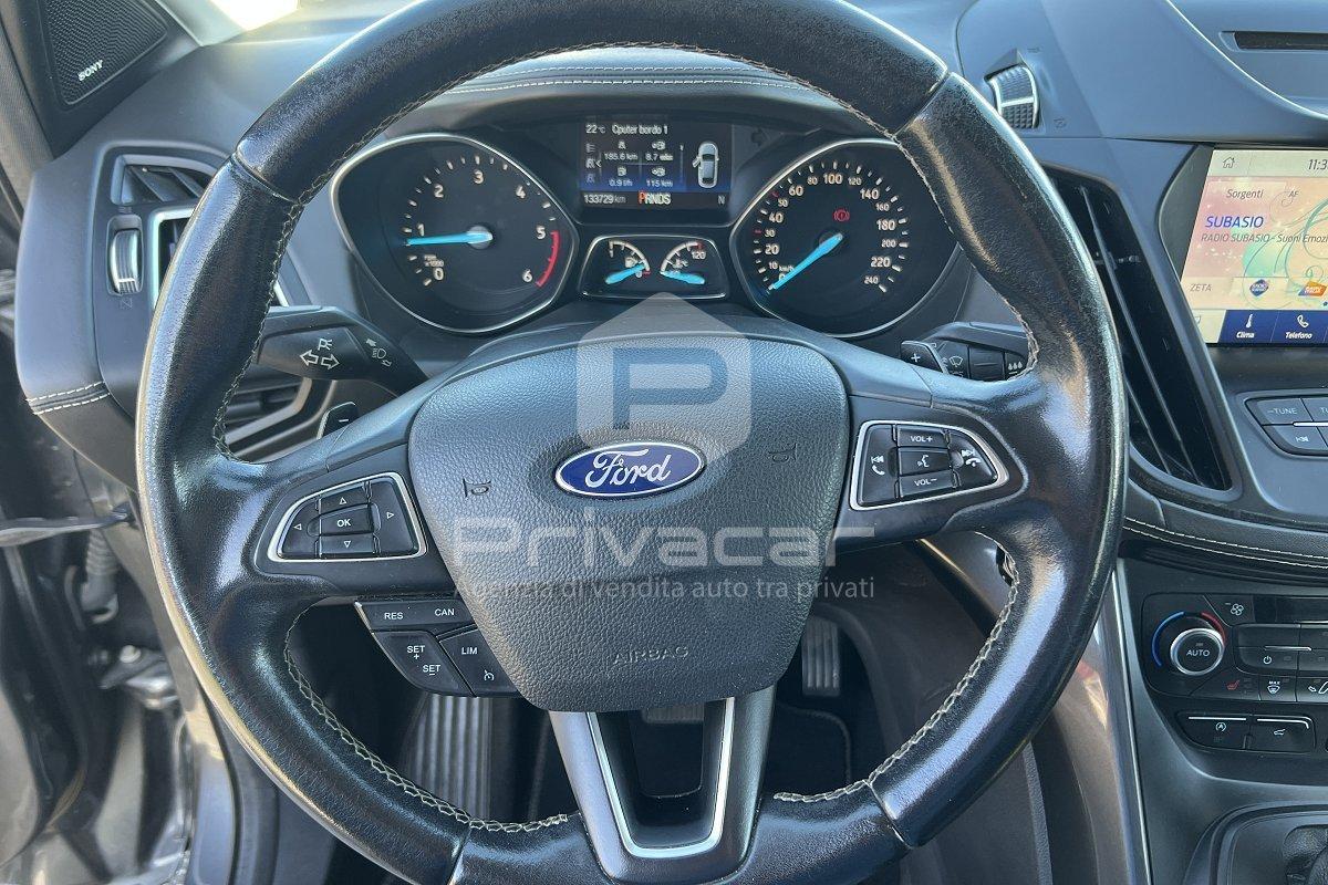 FORD Kuga 2.0 TDCI 180 CV S&S 4WD Powershift Vignale