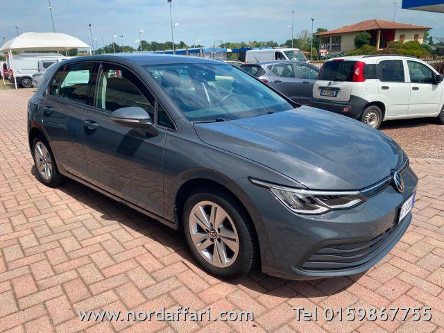 VOLKSWAGEN Golf 1.0 eTSI EVO DSG Life