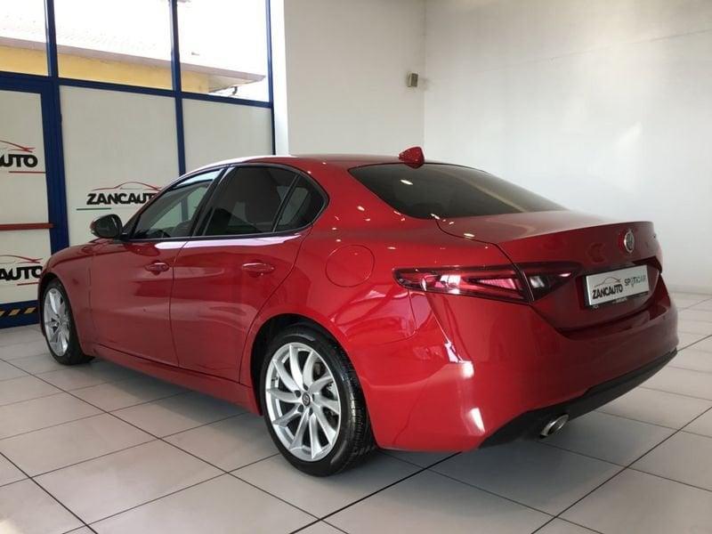 Alfa Romeo Giulia 2.2 Turbodiesel 160 CV AT8 Sport-Tech