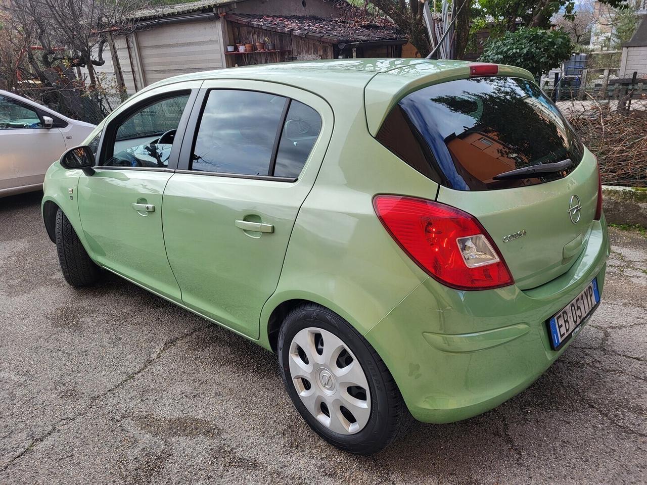 Opel Corsa 1.2 80CV 5 porte GPL-TECH Club