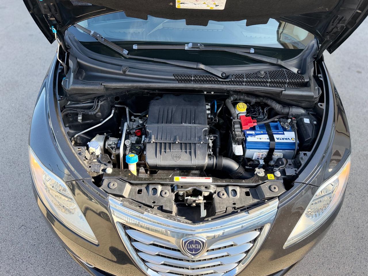 Lancia Ypsilon 1.2 69 CV 5 porte S&S Silver COME NUOVA
