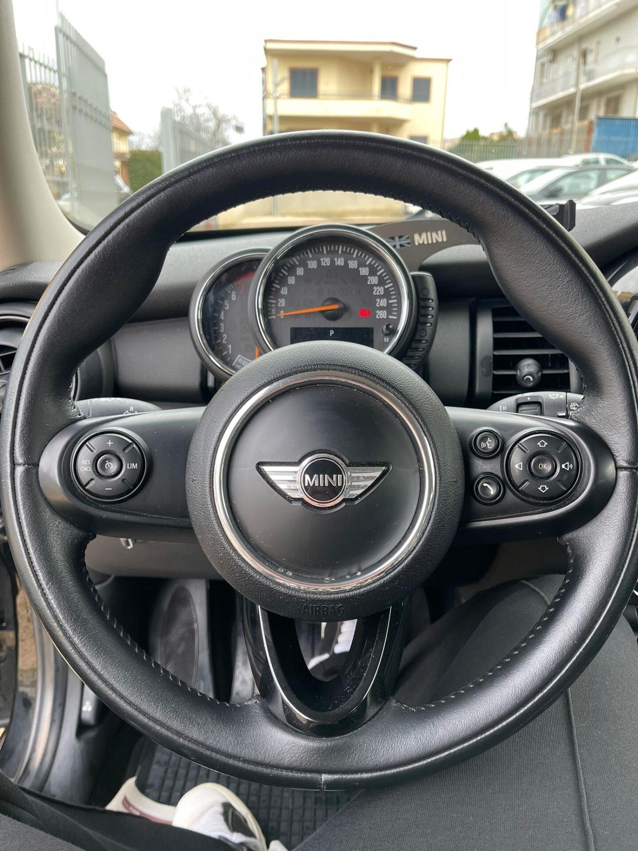 Mini One 1.2cc 75 CV - CAMBIO AUTOMATICO