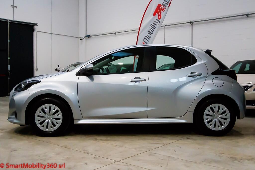 Toyota Yaris 1.5 Hybrid Active E-CVT Business Pack - Ok neopatentati!!!