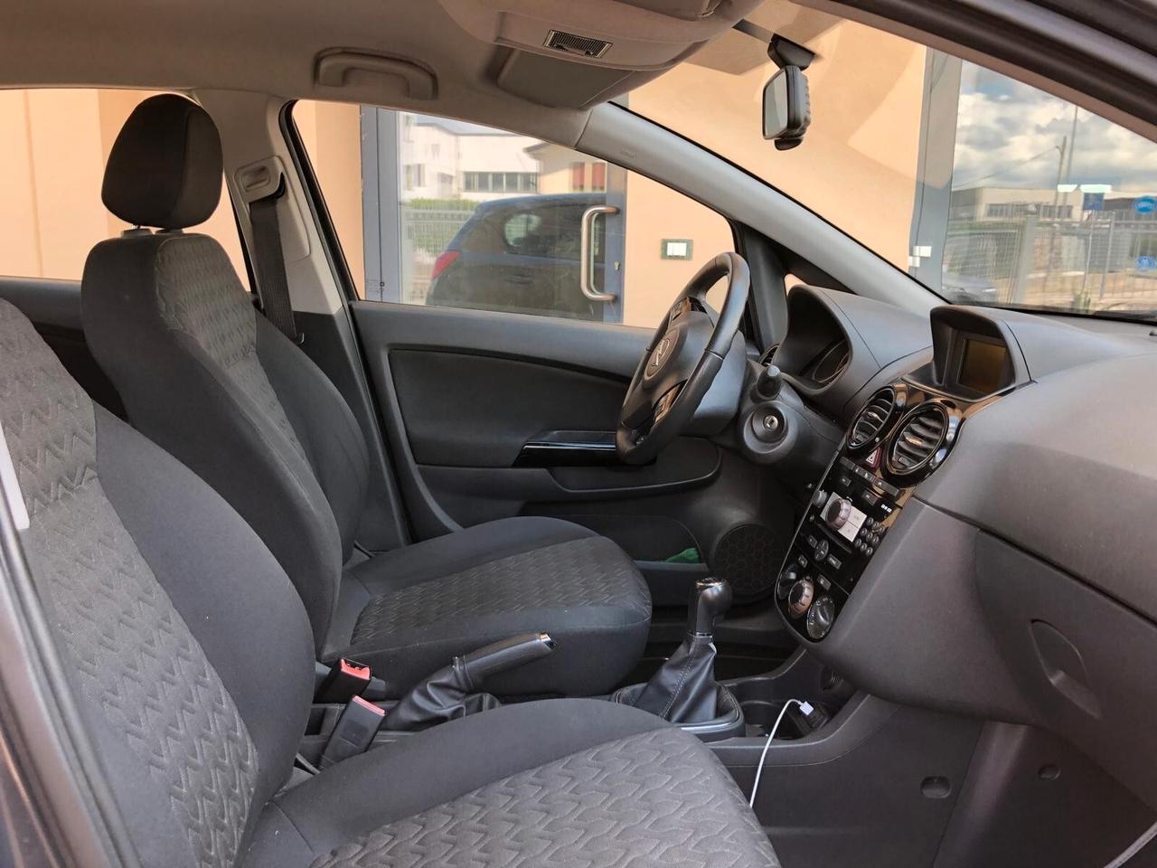 Opel Corsa 1.2 85CV 5 porte GPL-TECH Edition