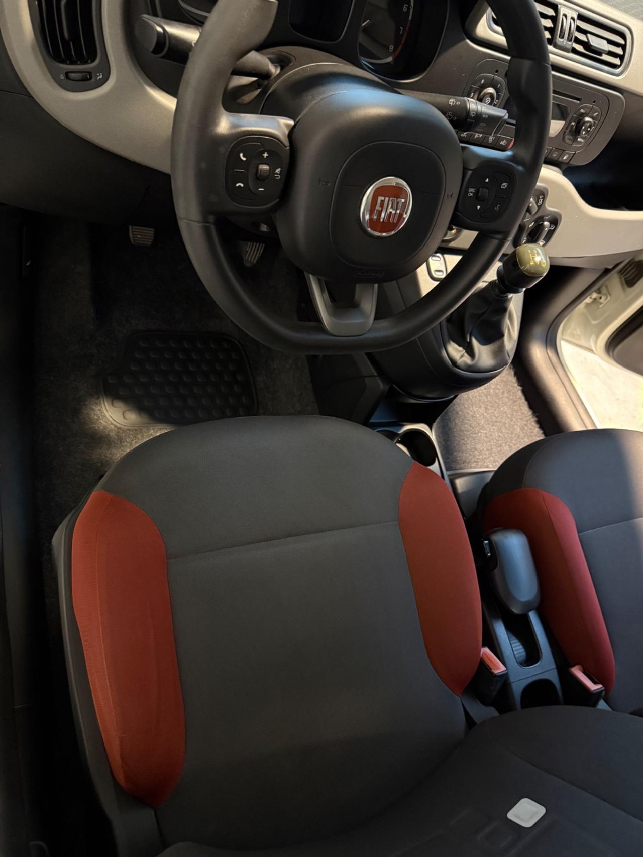 Fiat Panda 0.9 TwinAir Turbo Natural Power Lounge