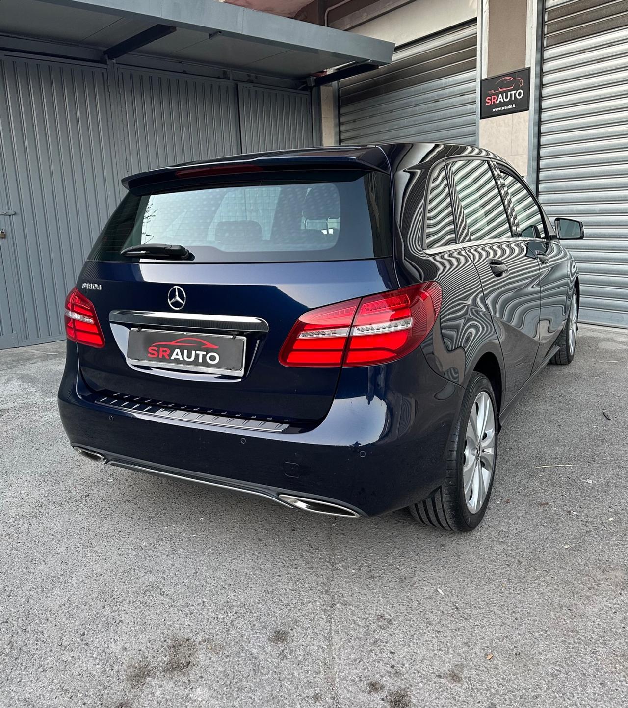 Mercedes-Benz B 180d 1.5 109cv Automatic Premium