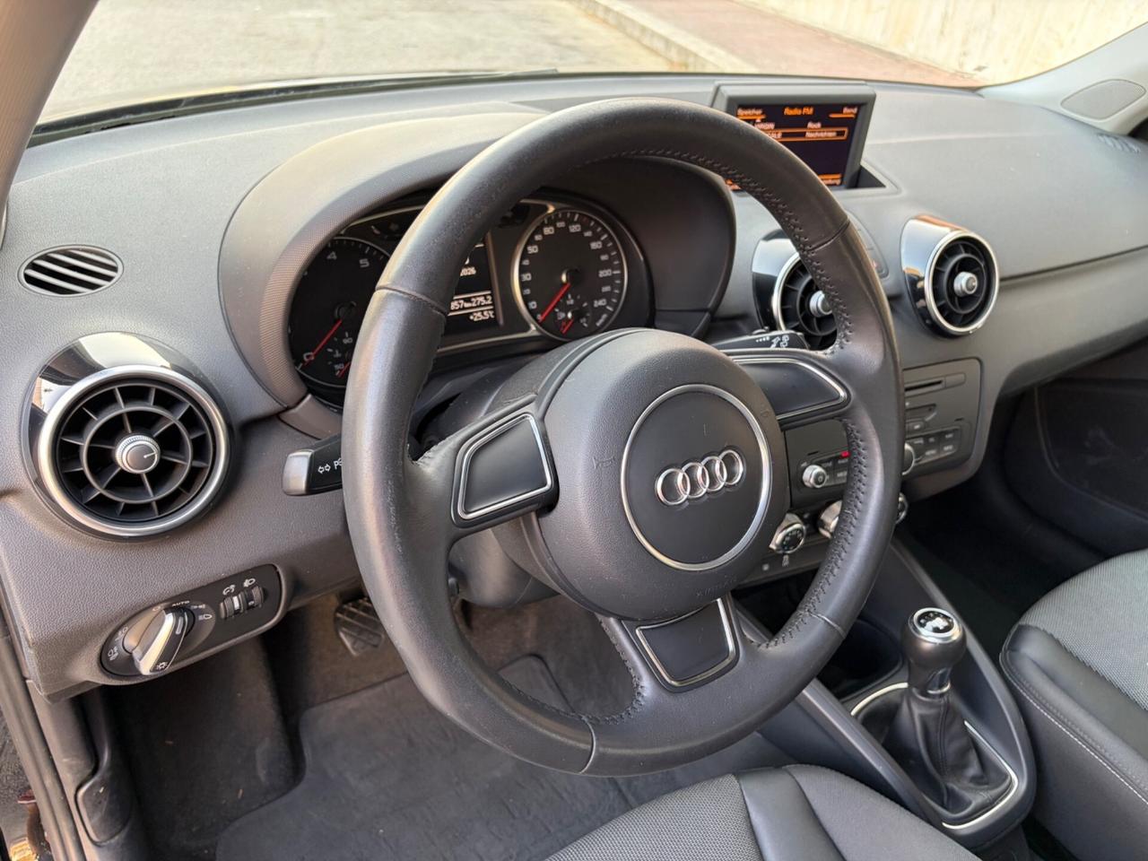Audi A1 1.2 TFSI Ambition s-line