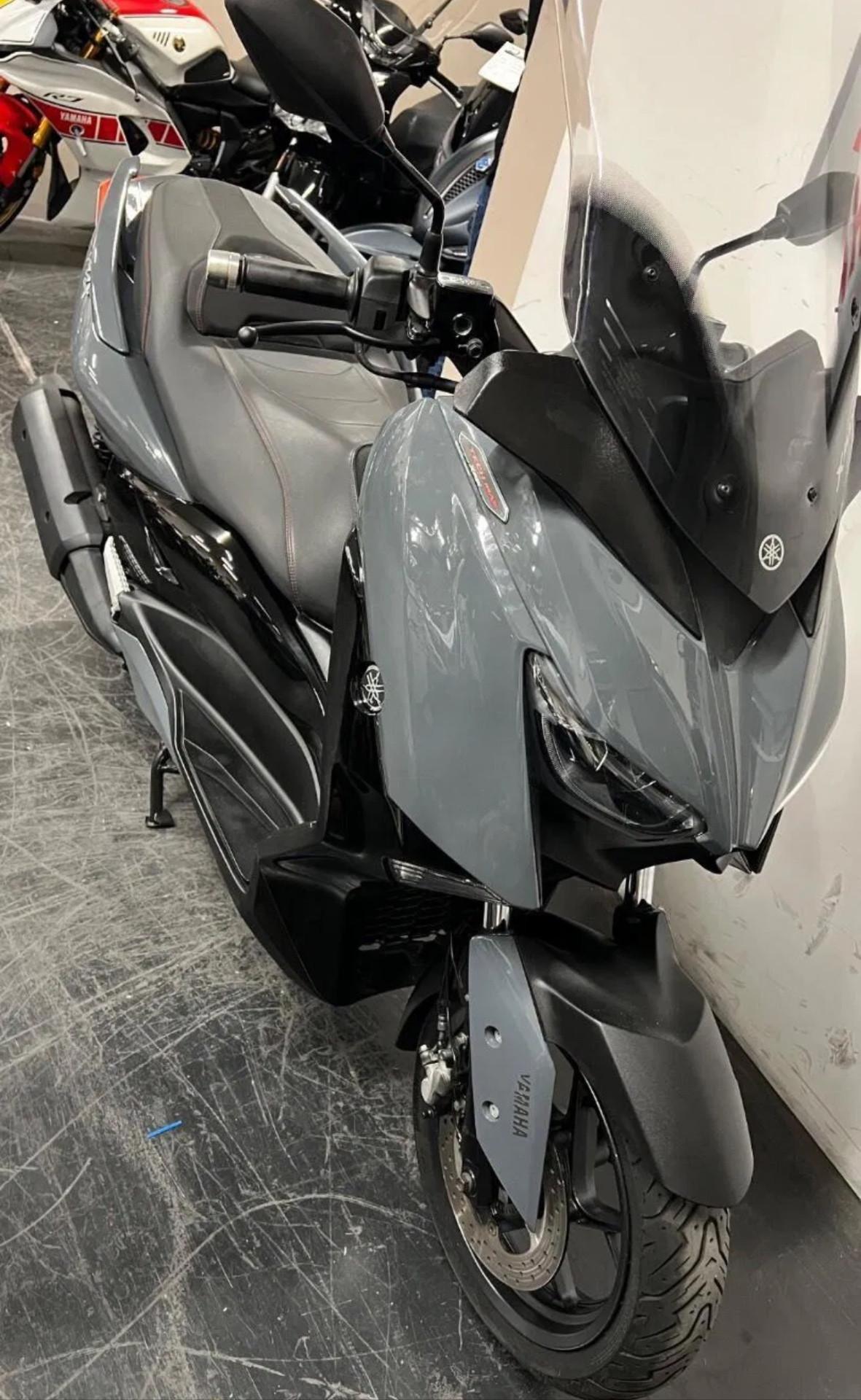 Yamaha X-Max 300 Tech Max