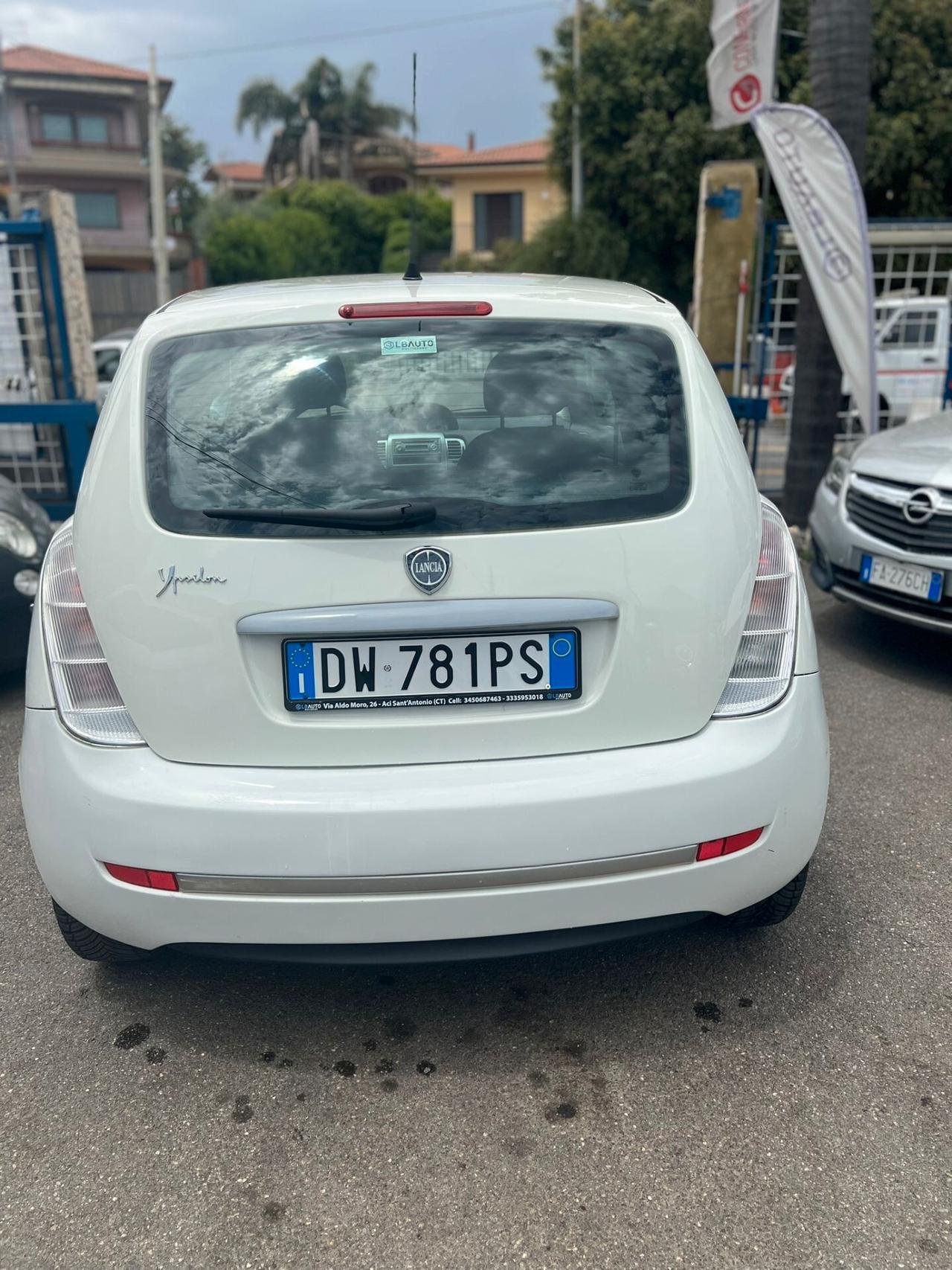 Lancia Ypsilon 1.4 Platino Ecochic GPL