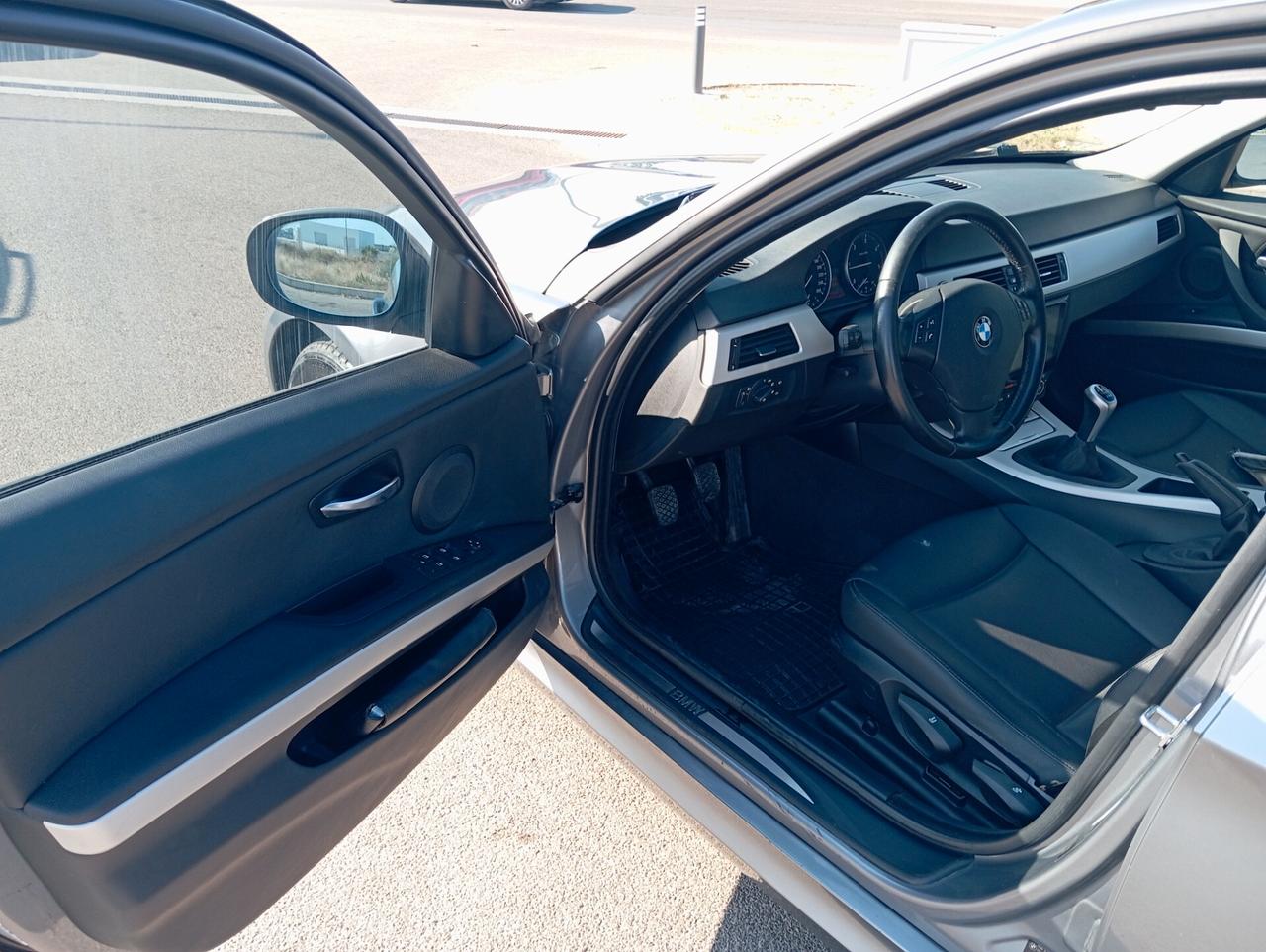 Bmw 320 320d cat xDrive Touring Attiva