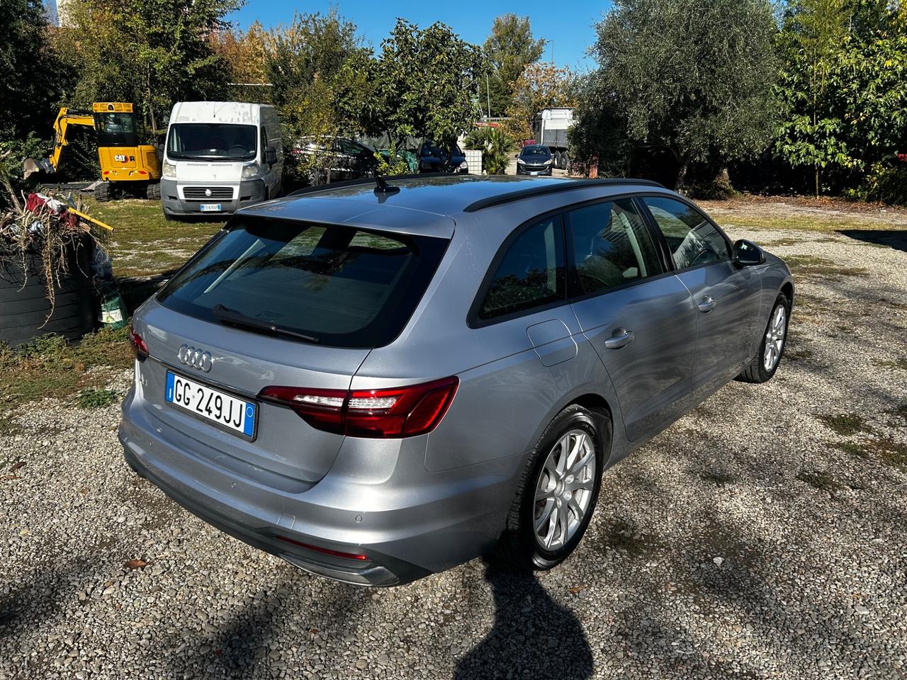 Audi A4 Avant 35 TDI/163 CV S tronic