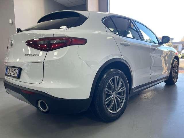 Alfa Romeo Stelvio Stelvio 2017 2.2 t Executive rwd 180cv auto