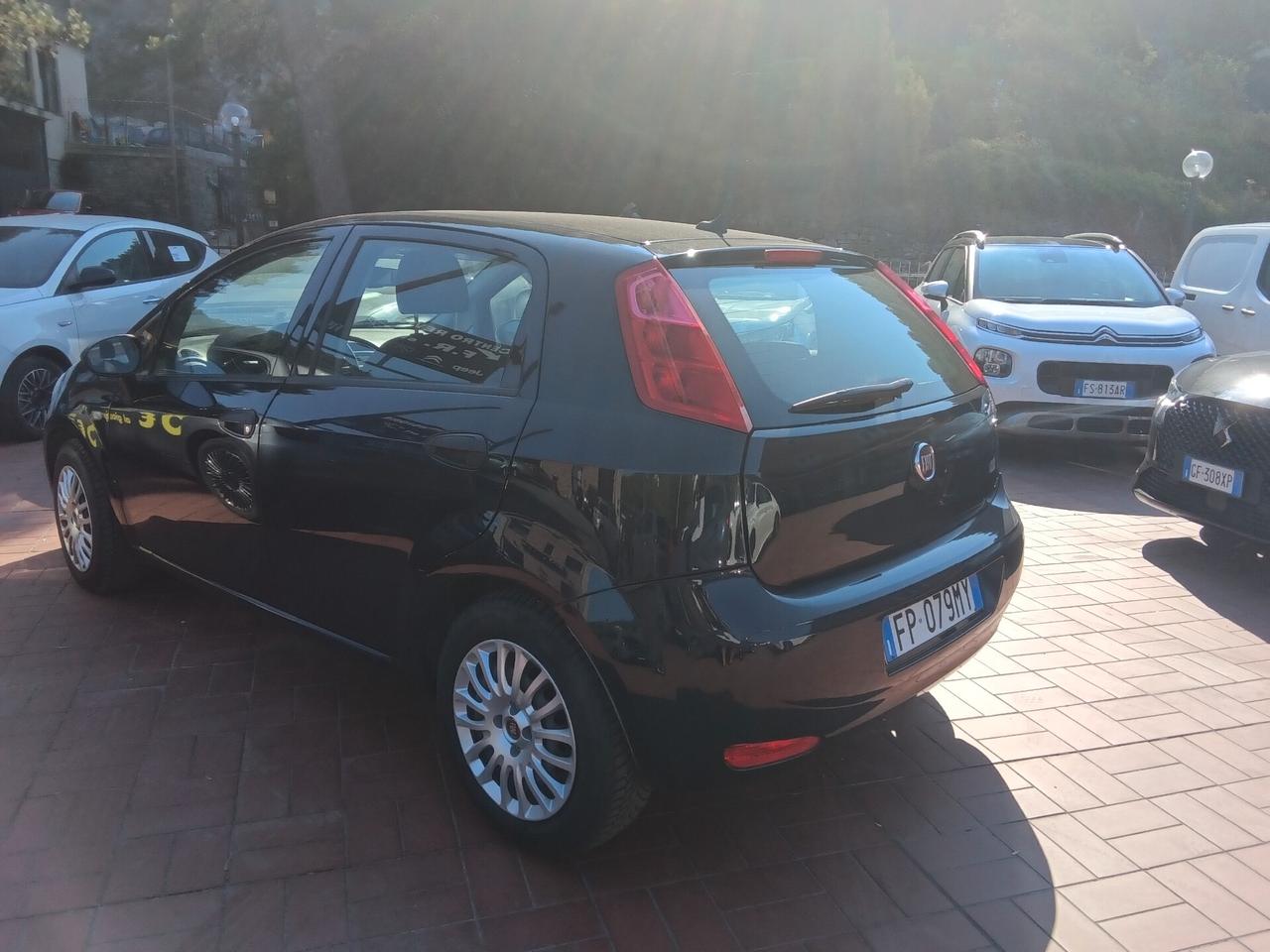 Fiat Punto 1.3 MJT II S&S 95 CV 5 porte Street