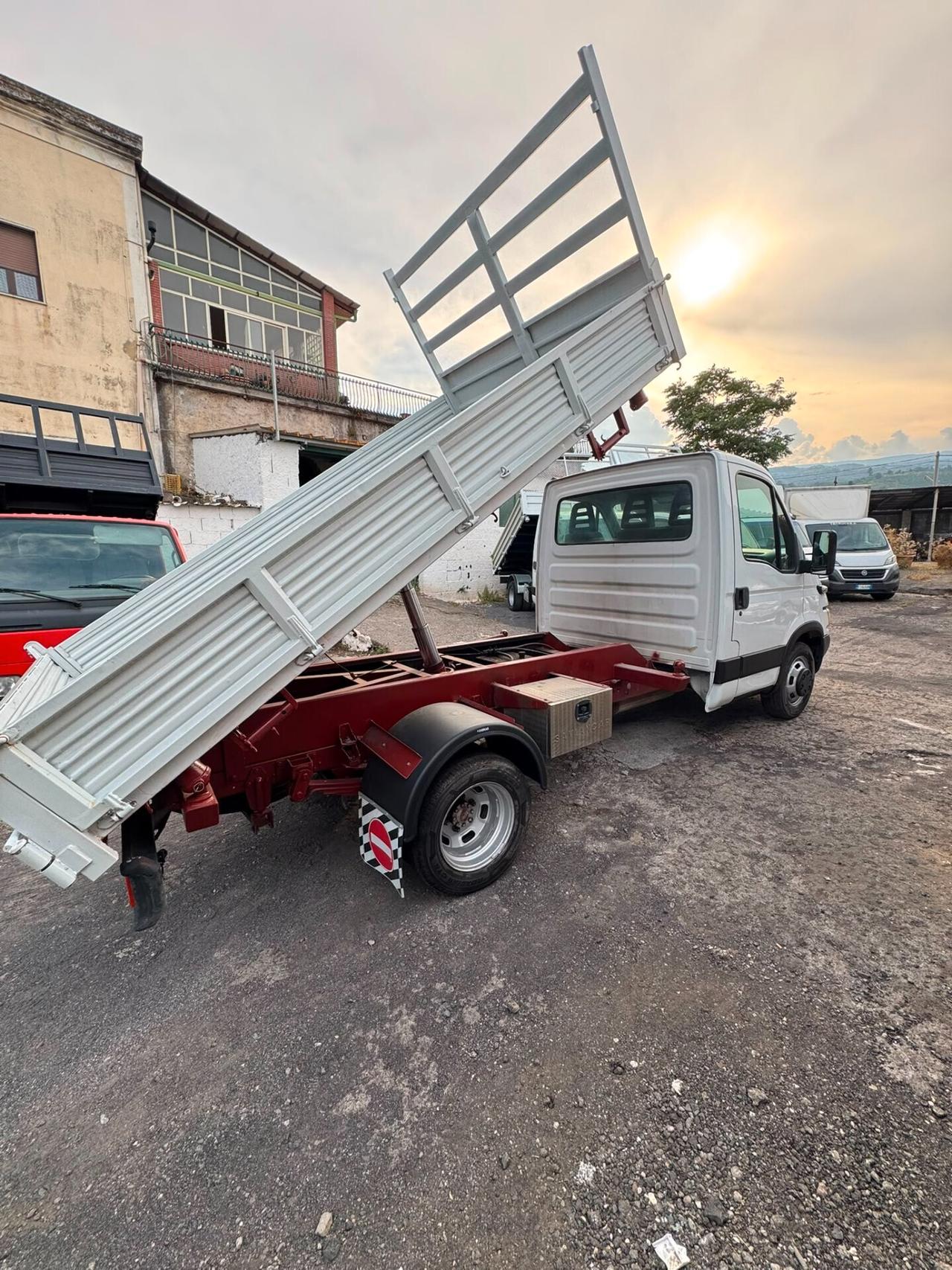 Iveco Daily 35C13D 2.8 TDI PL-DC-RG Cab.