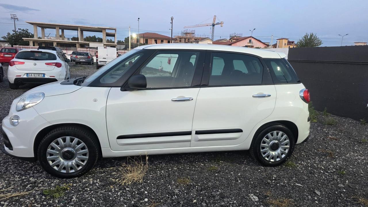 Fiat 500L 1.6 Multijet 120 CV Mirror