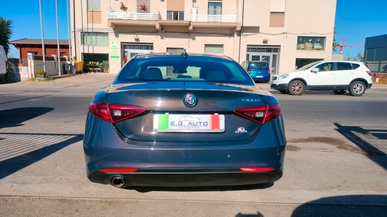 Alfa Romeo Giulia 2.2 Turbodiesel 150 CV AT8 Super