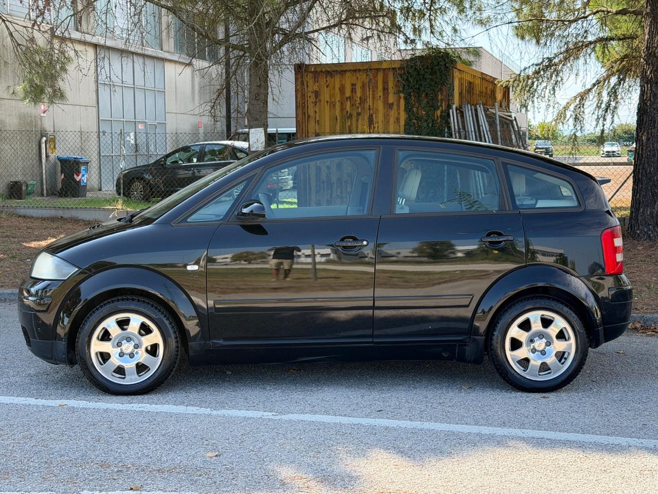 Audi A2 1.4 16V Top