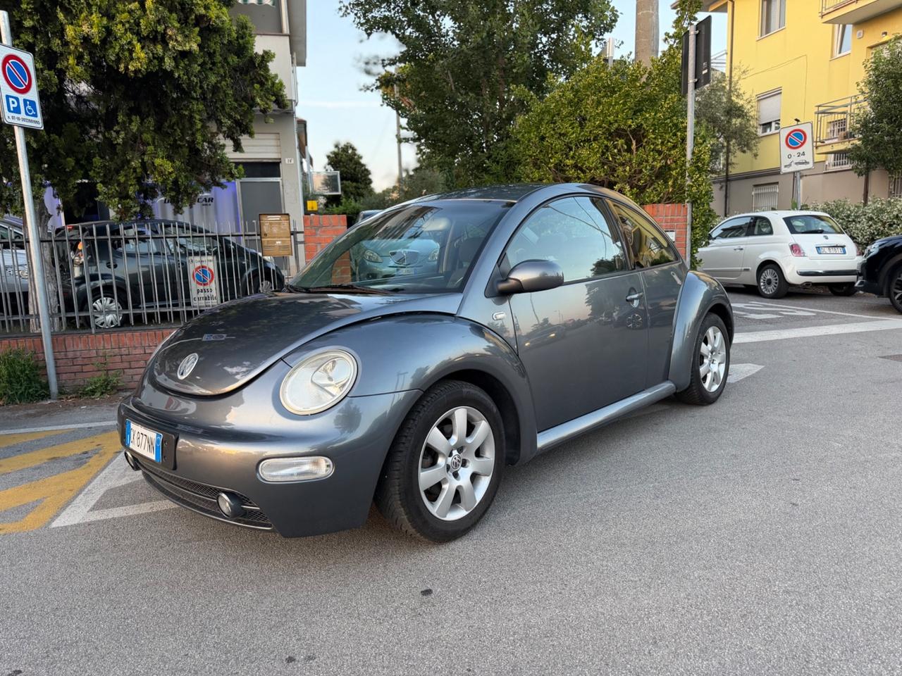 Volkswagen New Beetle 1.9 TDI 101CV