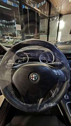 Alfa Romeo Giulietta Giulietta III 2010 1.4 tb Progression 105cv E6
