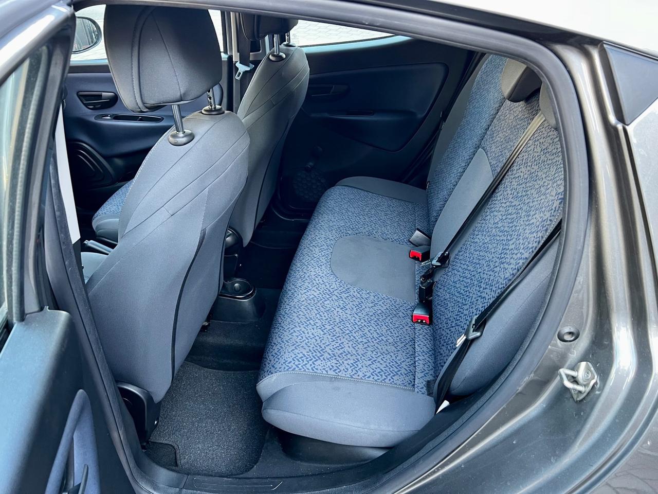 Lancia Ypsilon 1.0 FireFly 5 porte S&S Hybrid Oro