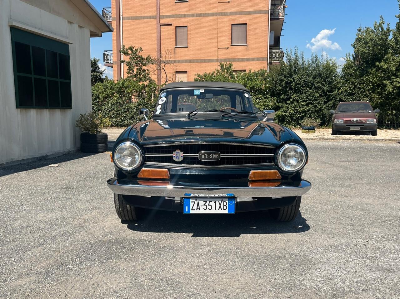 Triumph TR6 2500