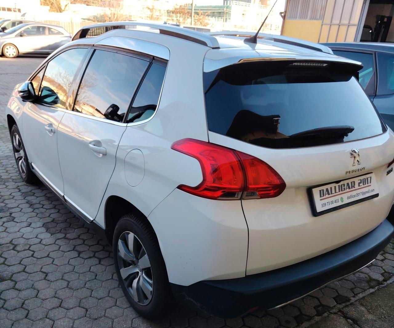 Peugeot 2008 1.2 VTi 82CV Allure