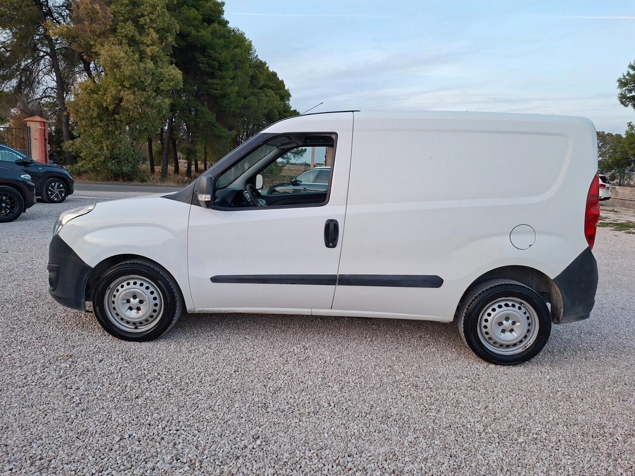OPEL COMBO 1.3 MTJ AUTOCARRO