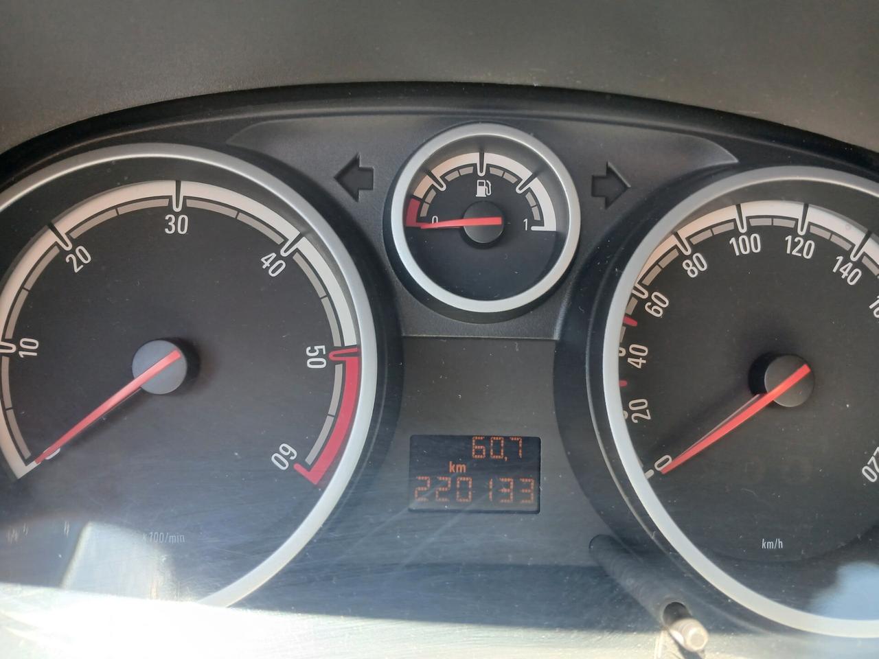 Opel Corsa 1.3 CDTI 75CV 5 PORTE 2010
