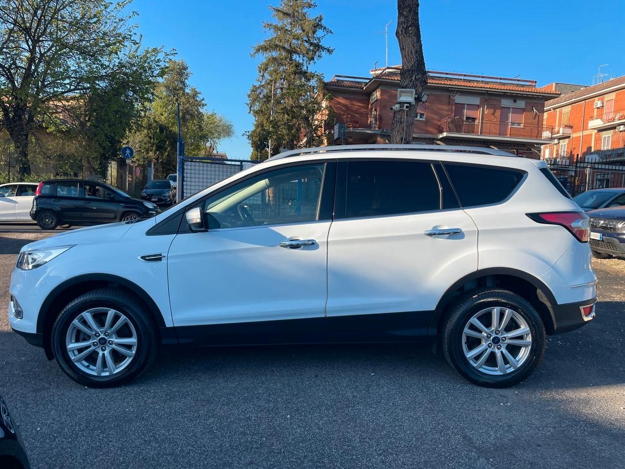 Ford Kuga 2.0 TDCI 120 CV S&S 2WD ST-Line