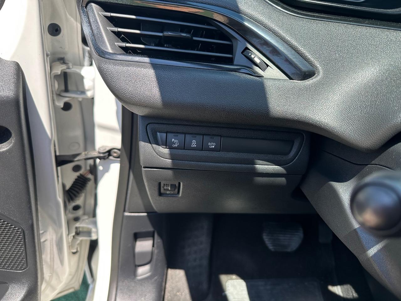 Peugeot 208 1.4 diesel 2013 12 mesi di garanzia