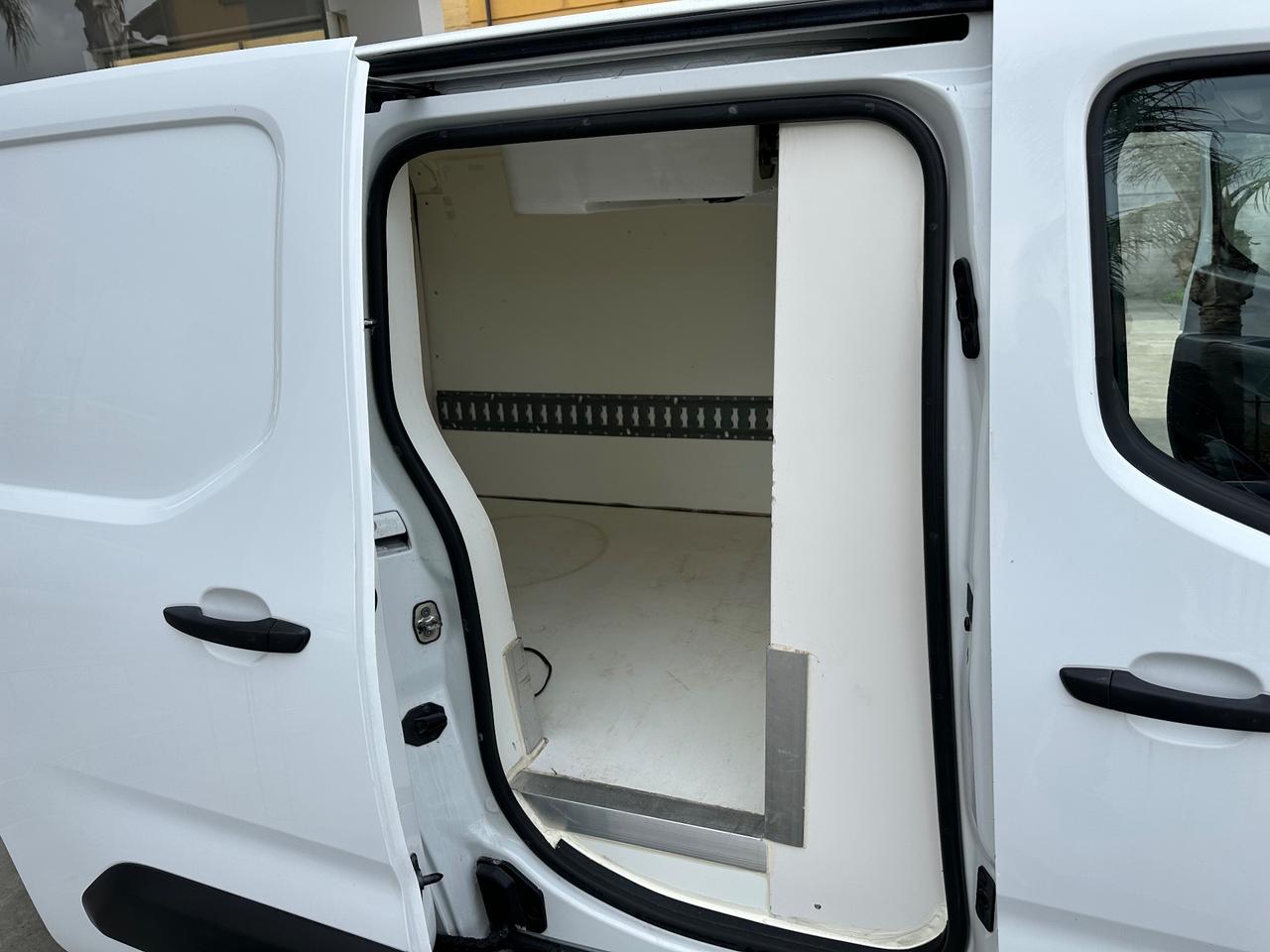 Opel Combo Cargo FRIGO 1.5 Diesel 100CV PC 650kG