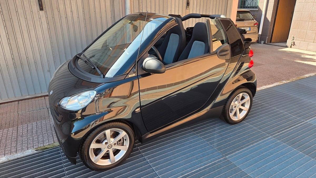Smart ForTwo 1000 52 kW MHD coupé pulse