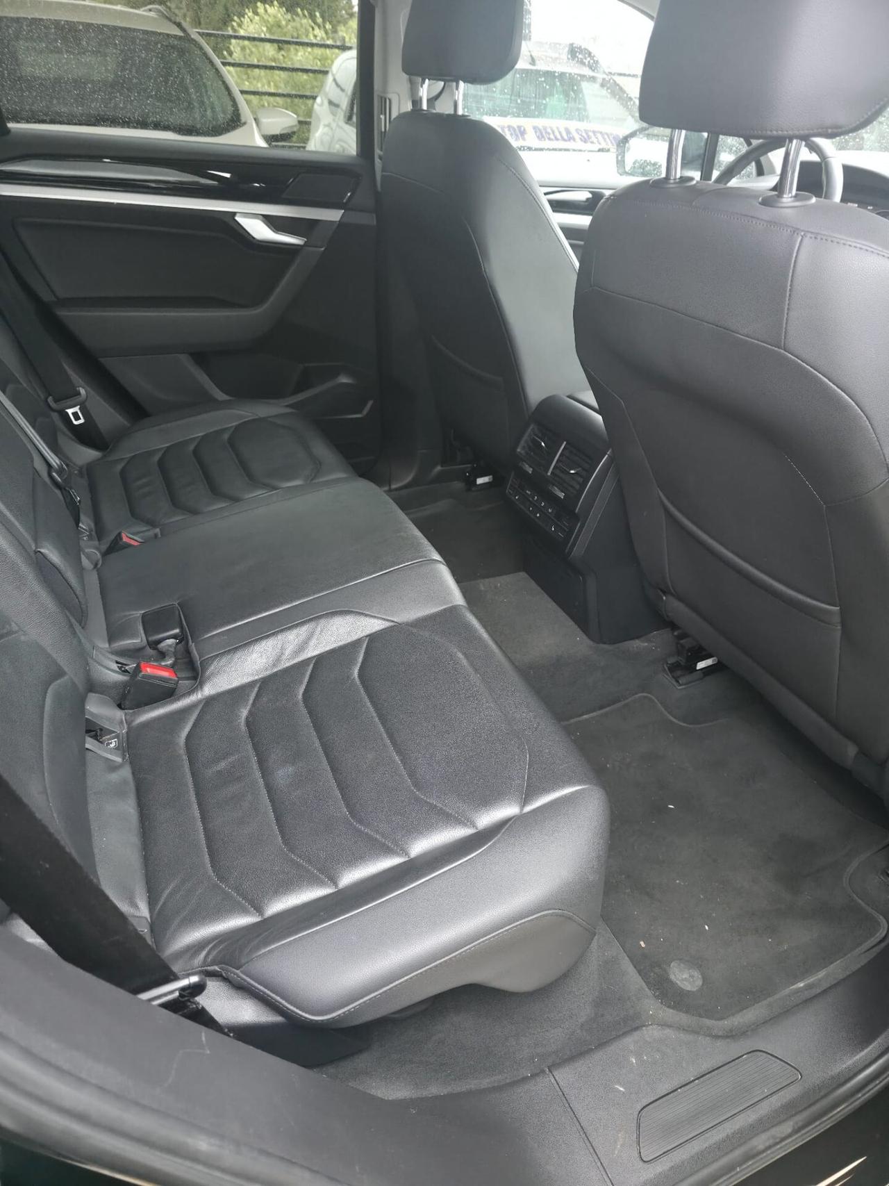 Volkswagen Touareg 3.0 V6 TDI 286 CV SCR Advanced