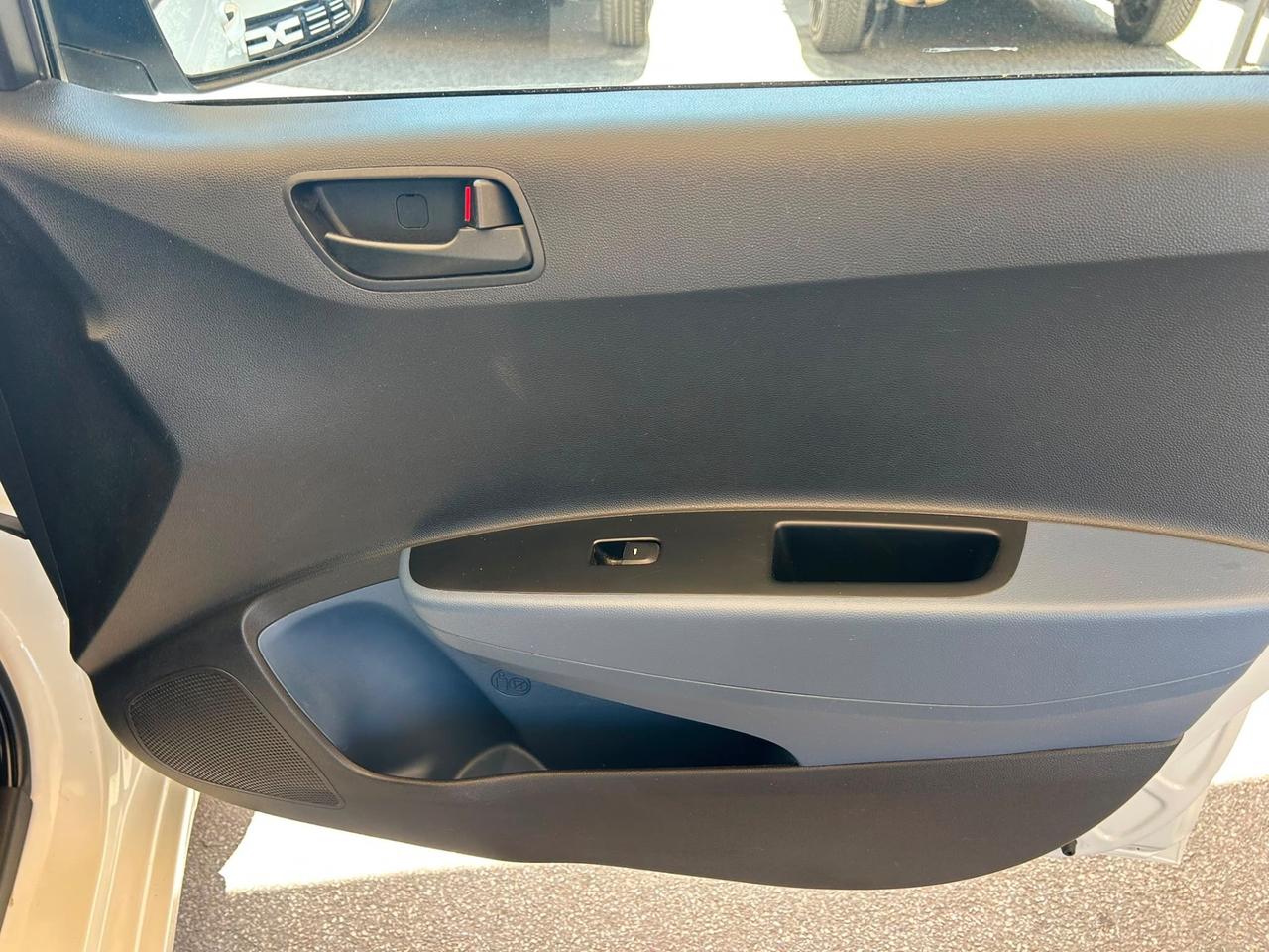 Hyundai i10 1.0 MPI Sound Edition
