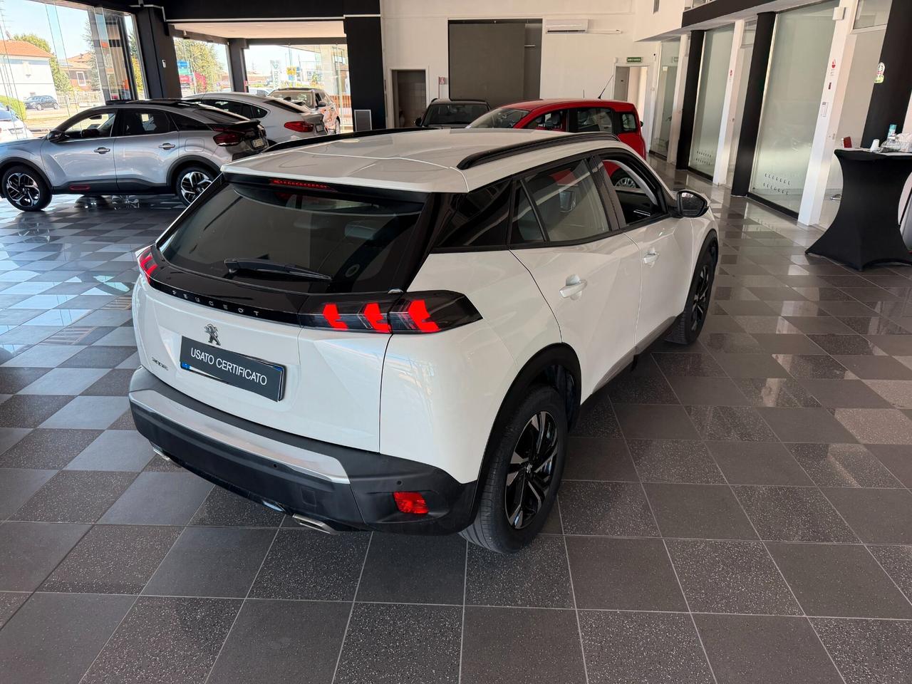 Peugeot 2008 PureTech 130 S&S Allure (96kw)