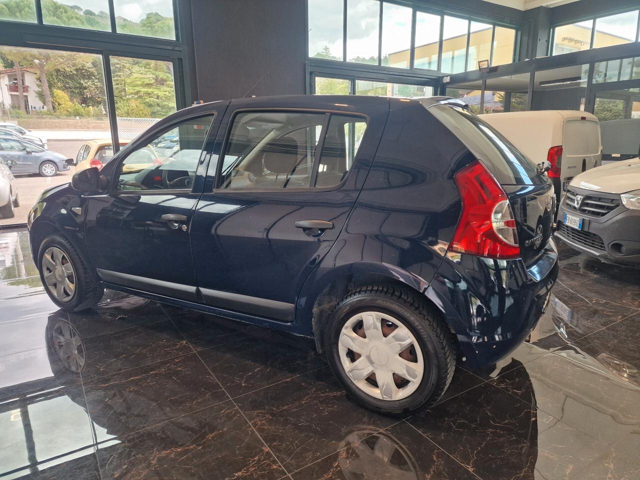 Dacia Sandero 1.2 16V Lauréate, 120 mila chilometri