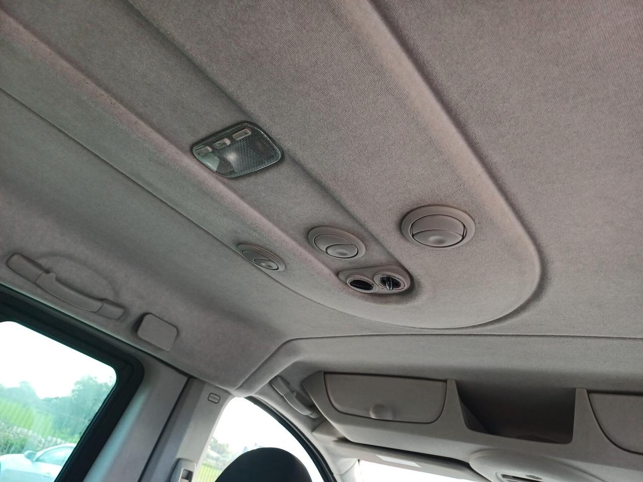 Citroen Jumpy 2.0 HDi/125 FAP PL-TN Multispace Combi (N1)