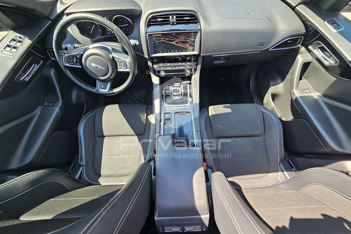 JAGUAR F-Pace 2.0 D 180 CV AWD aut. R-Sport