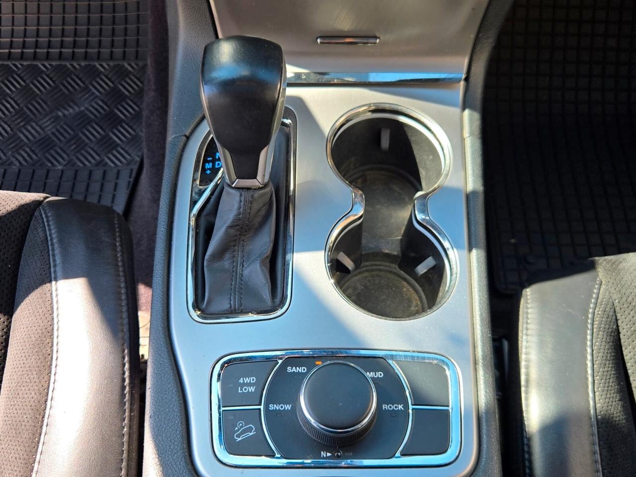 Jeep Grand Cherokee 3.0 V6 CRD 250 Multijet II S Model full