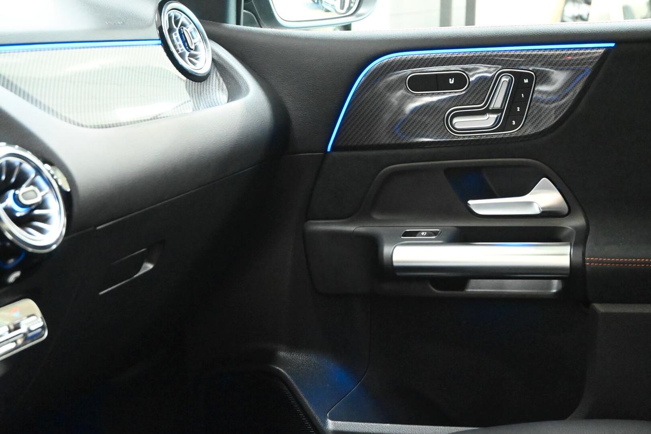 MERCEDES Classe B (W247) B 180 Automatic AM...