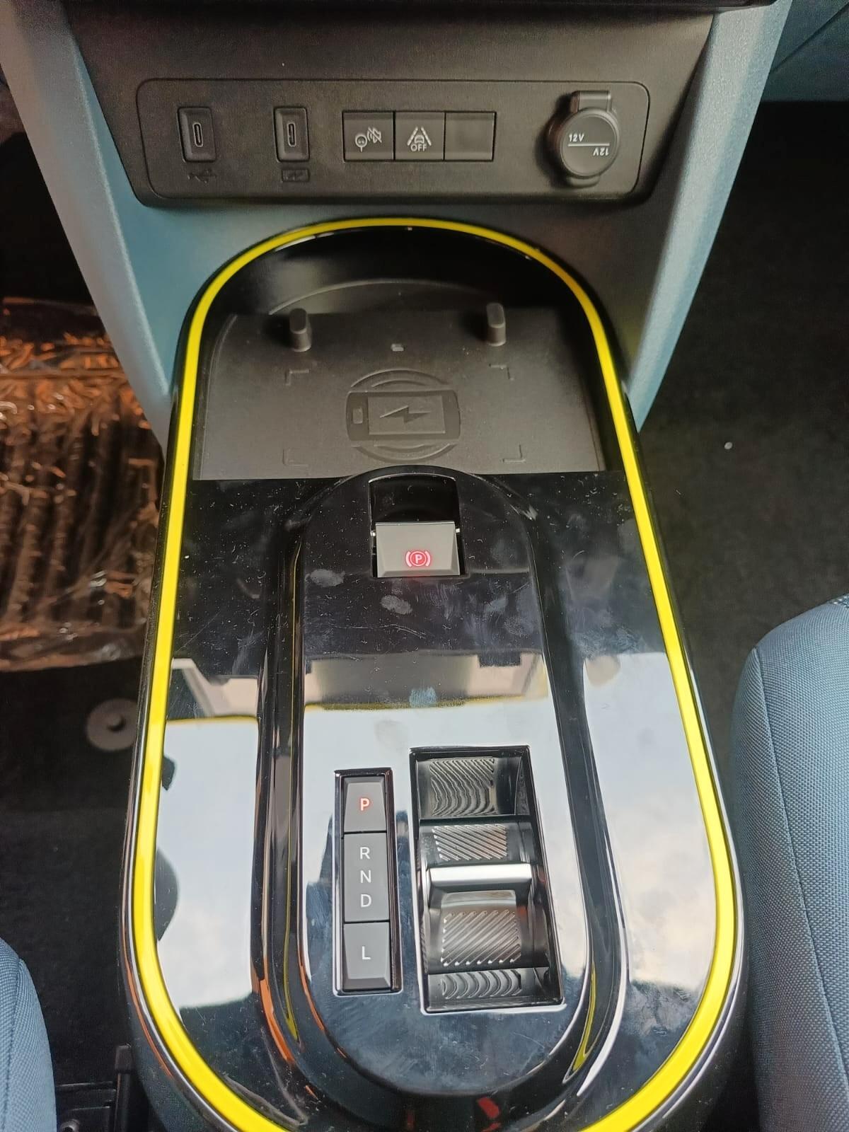 Fiat Grande Panda 1.2 Hybrid 110 CV S&S La Prima